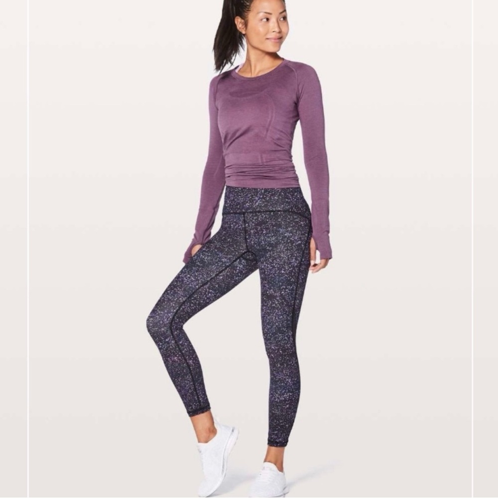 Lululemon Train Times 7/8 Pant 25"
Crystalline Multi / Black size 4 - Picture 2 of 7